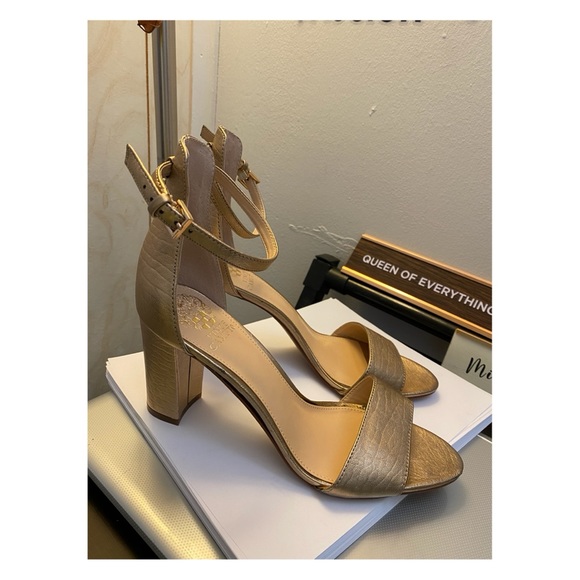 Vince Camuto Shoes - Bronze Gold Vince Camuto Shoes